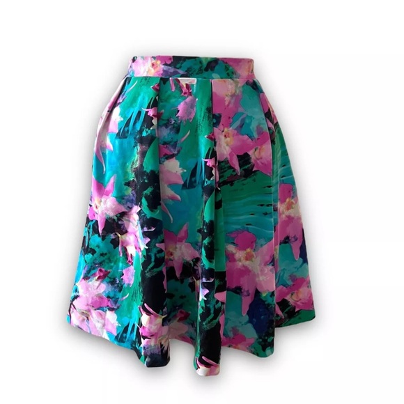 Cynthia Rowley Sz MD Pleated Pockets Skirt Floral Watercolor Girly Blue Pink EUC - Picture 2 of 7